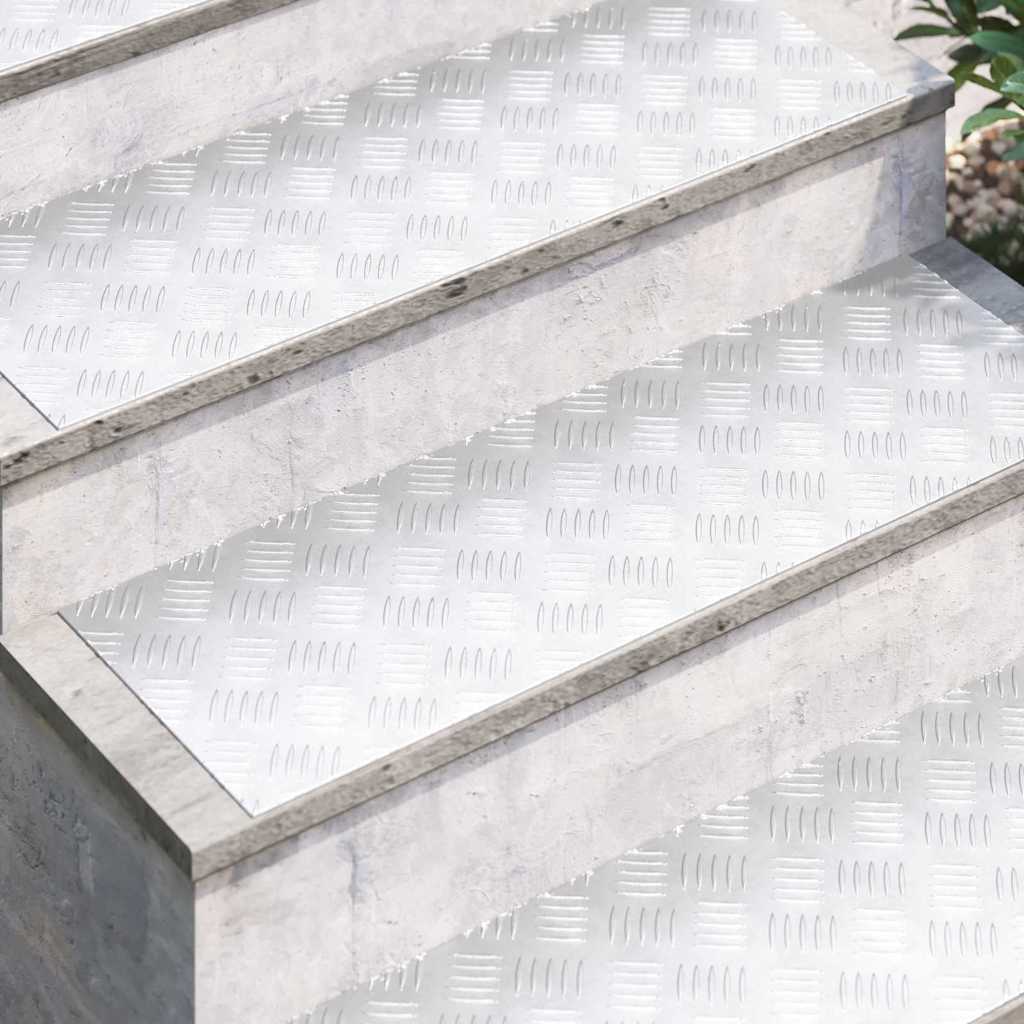 Checker Plates 4 pcs Silver 90 x 30 cm Aluminium